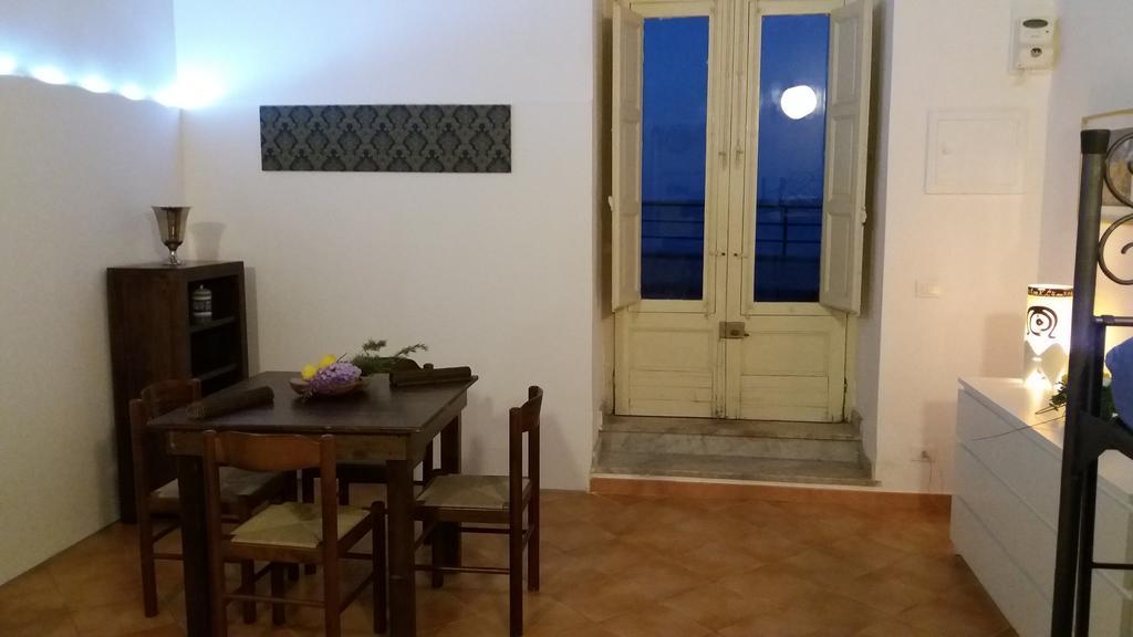 Casa Mimi Apartment Santa Flavia Luaran gambar